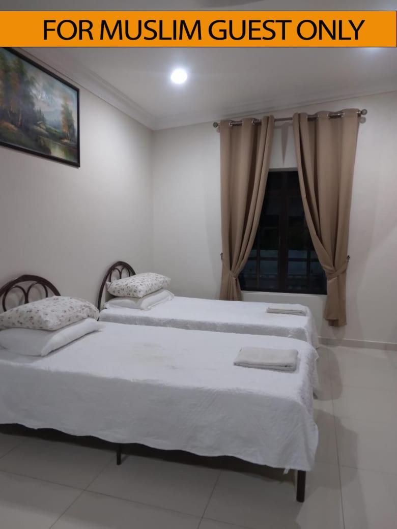 Yasmeen Studio Roomstay Kijal - Room 1 - For Two Person Islam Guest Only Dış mekan fotoğraf